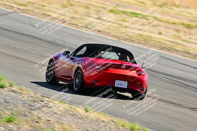 media/Mar-23-2025-West Coast Racing (Sun) [[de161b708f]]/Blue Group/Session 3 (Turns 3 and 5)/